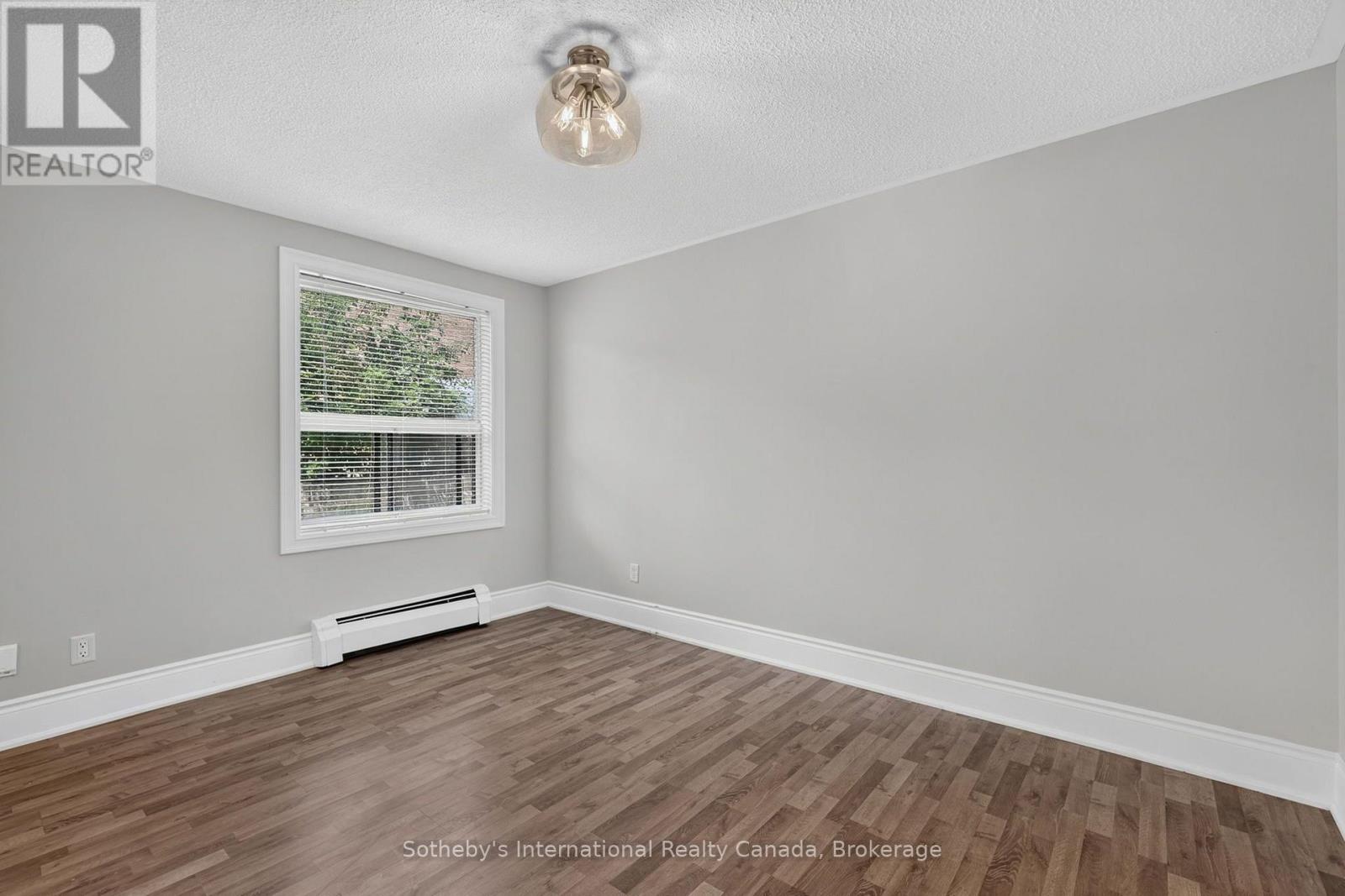 #101 173 EIGHTH STREET - 14