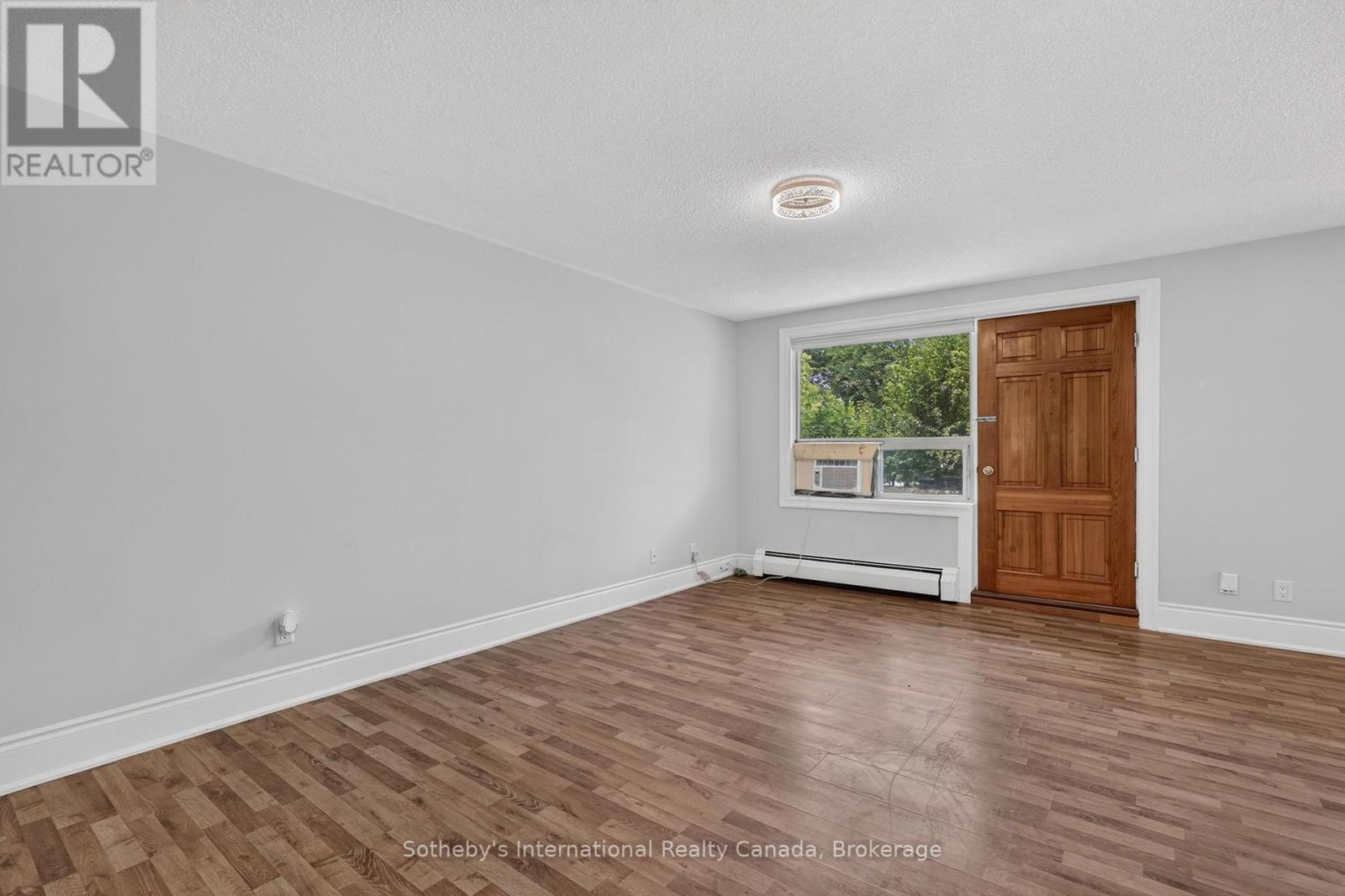 #101 173 EIGHTH STREET - 7