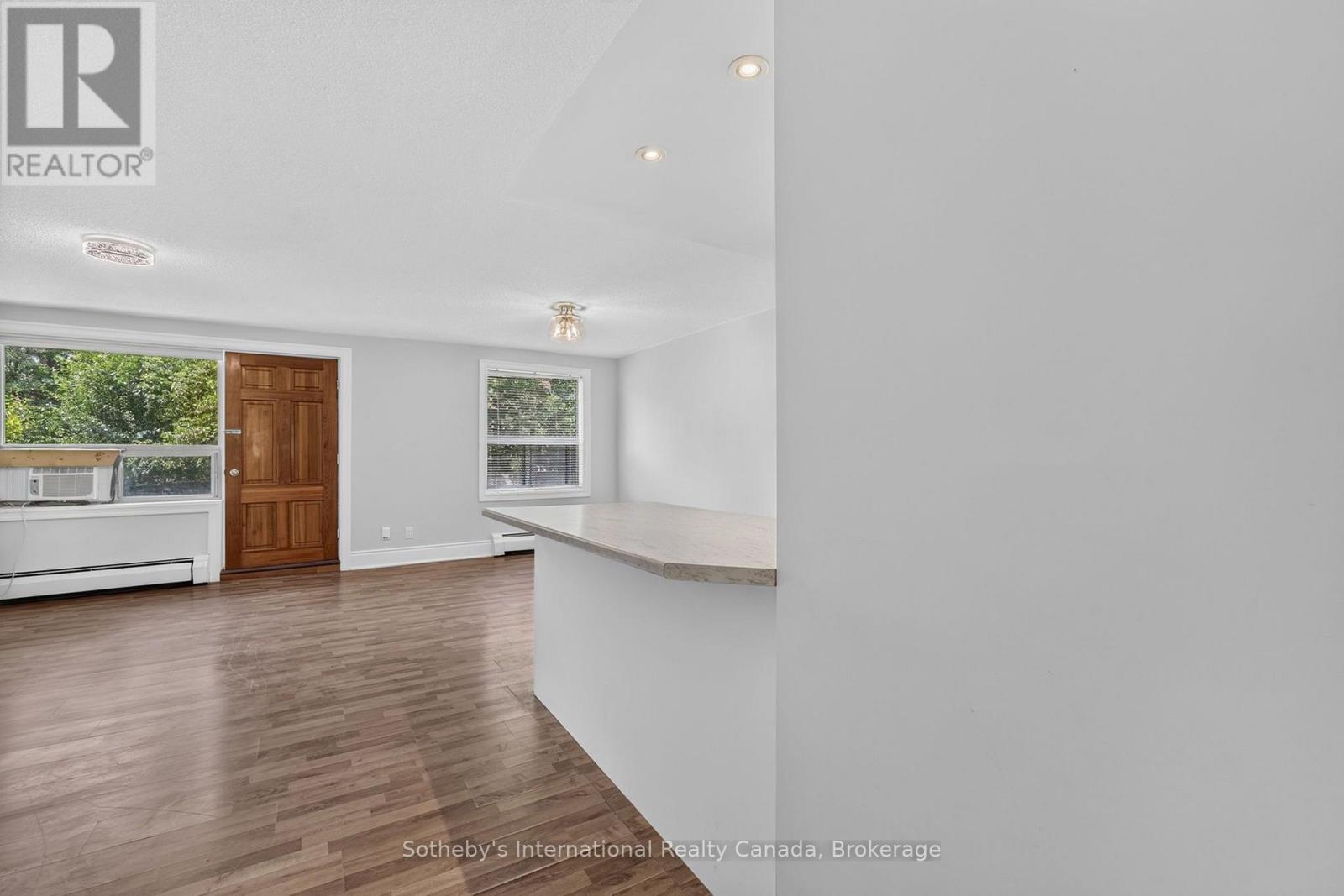 #101 173 EIGHTH STREET - 6