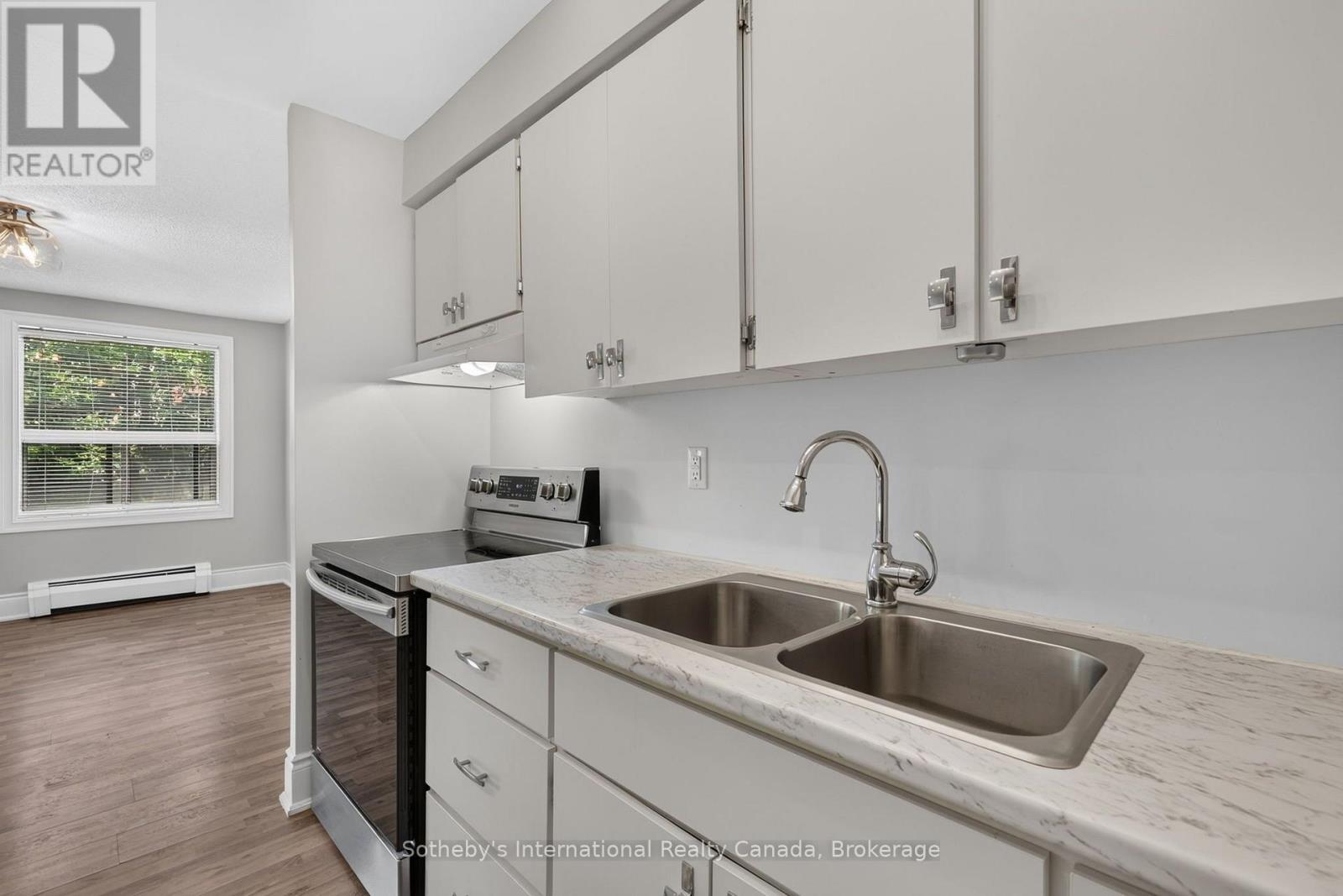 #101 173 EIGHTH STREET - 22
