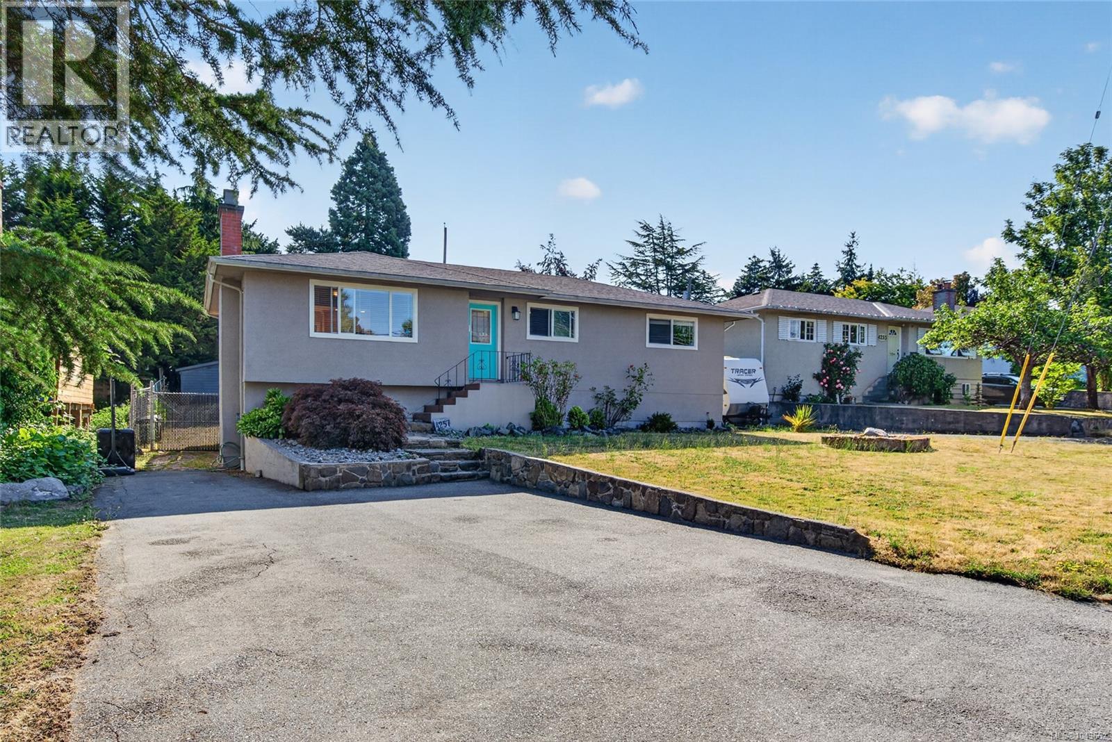 4257 CAREY Rd - 2