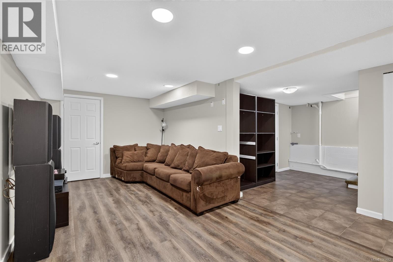 4257 CAREY Rd - 20
