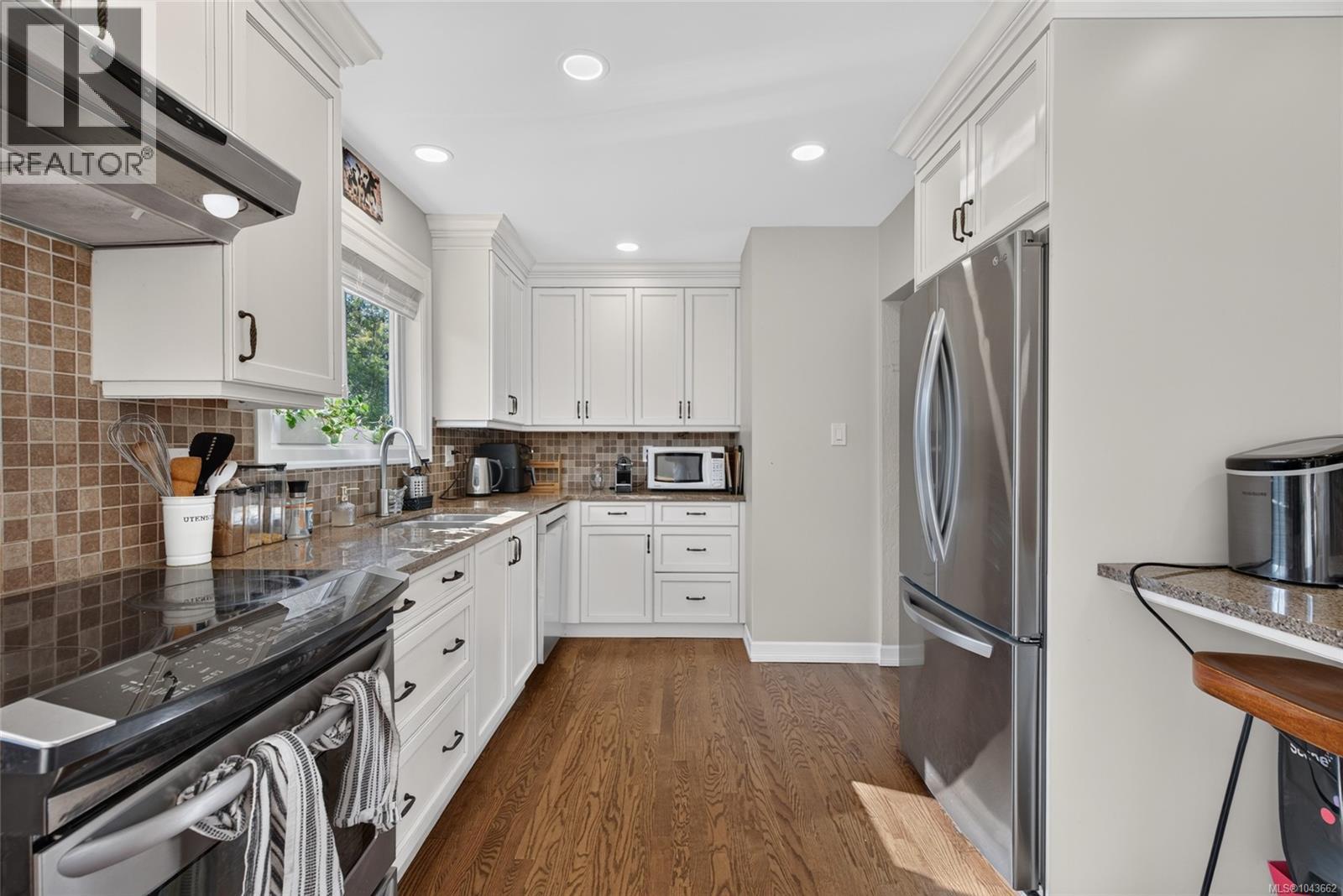 4257 CAREY Rd - 8