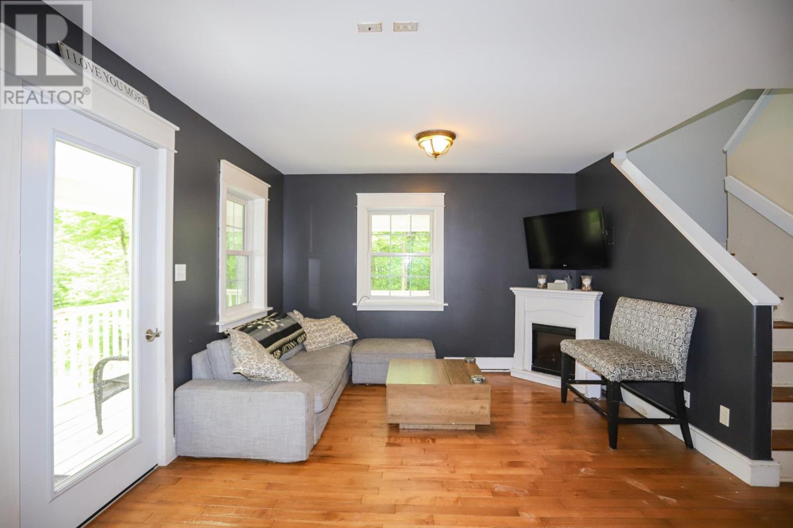 3093 Sixth ST - 22