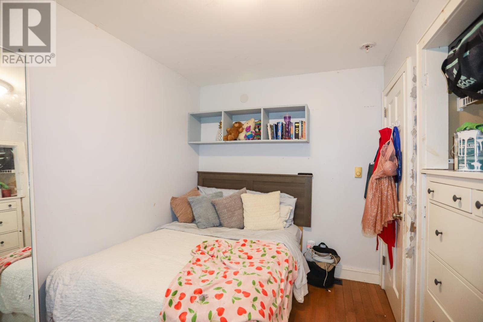 3093 Sixth ST - 31