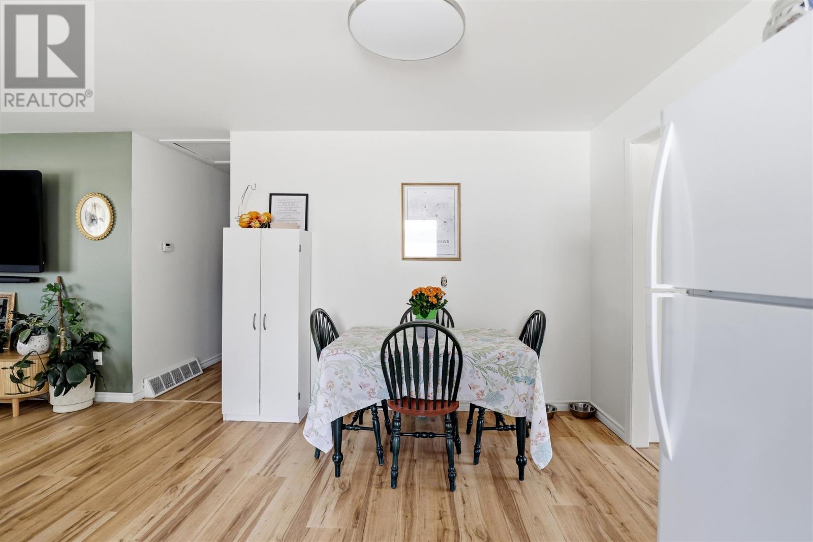 104 Eastern AVE - 7