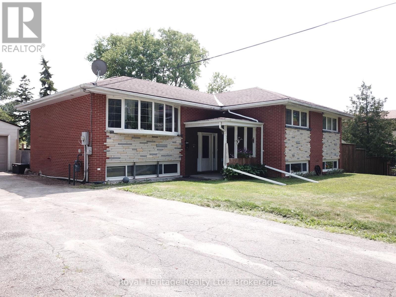 135 SILAS BLVD KESWICK
