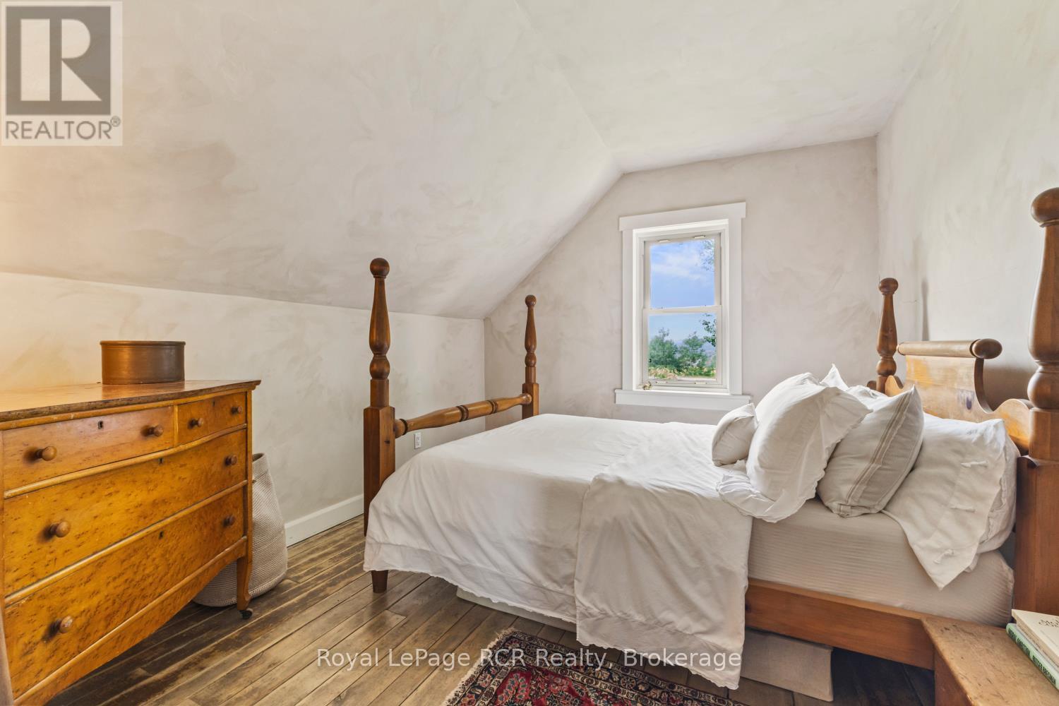 14547 BRUCE ROAD 10 - 12
