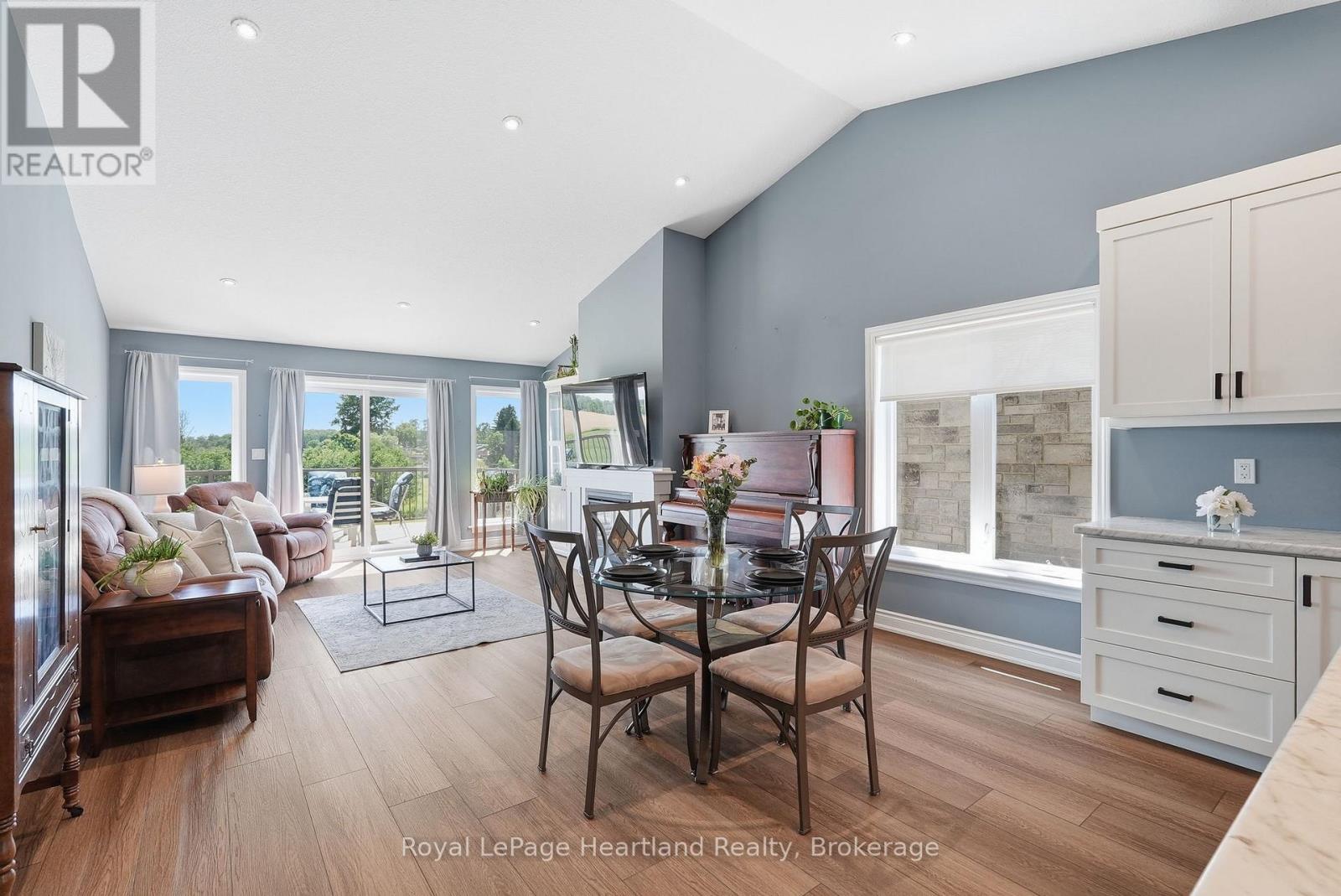 10 MINTO STREET S - 10