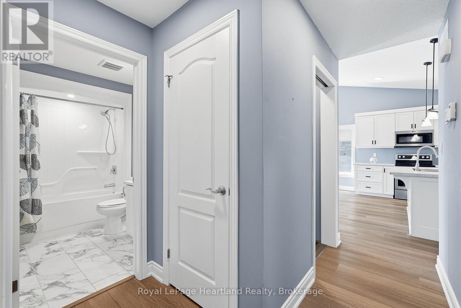 10 MINTO STREET S - 14