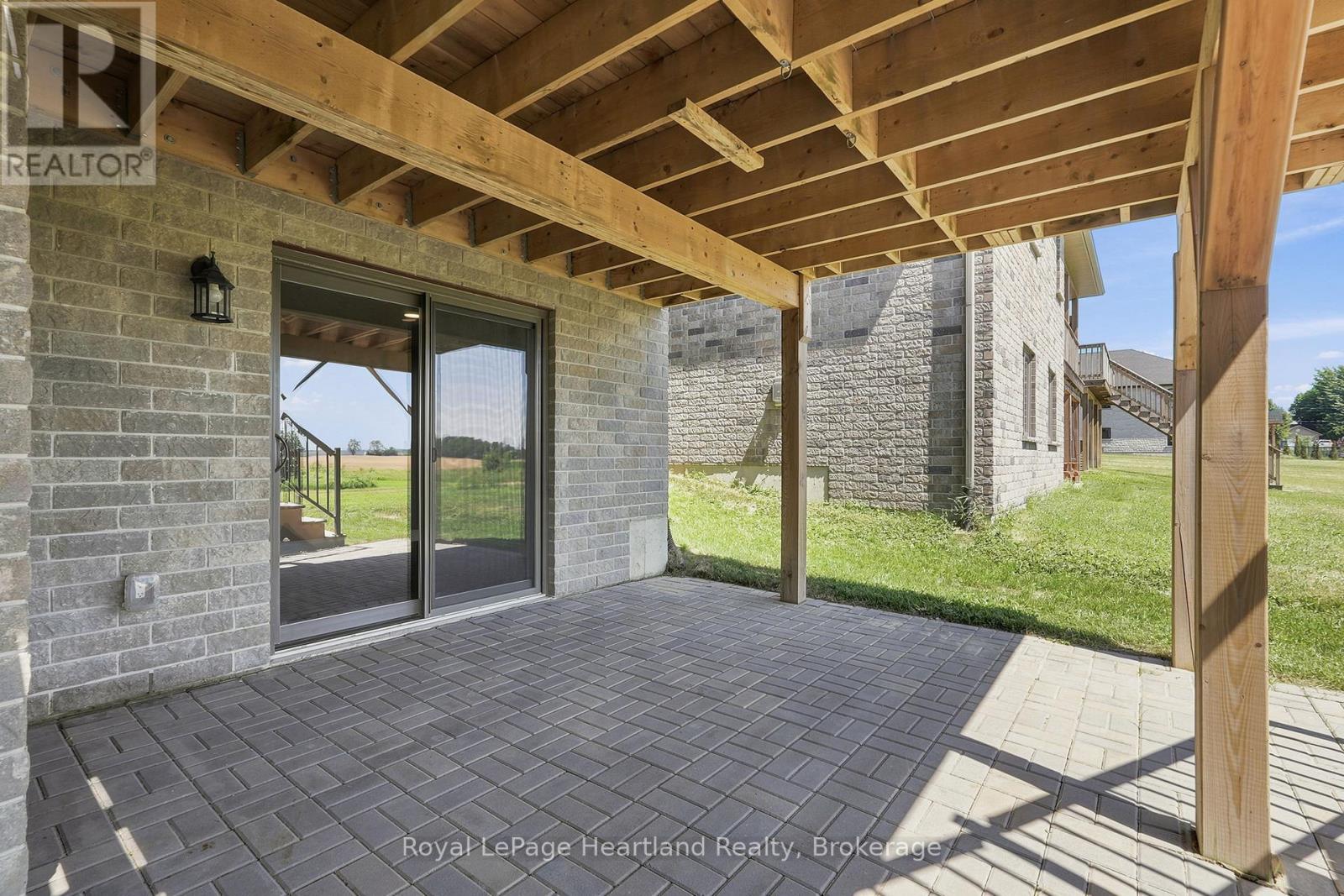 10 MINTO STREET S - 36