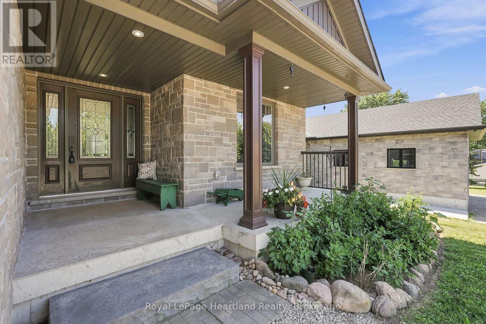 10 MINTO STREET S - 4