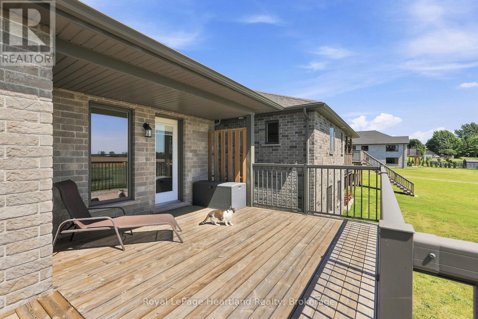 10 MINTO STREET S - 42