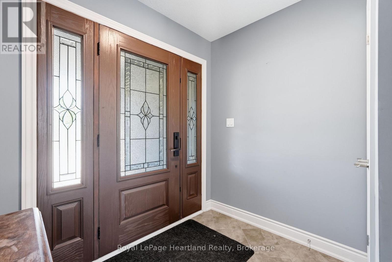 10 MINTO STREET S - 6