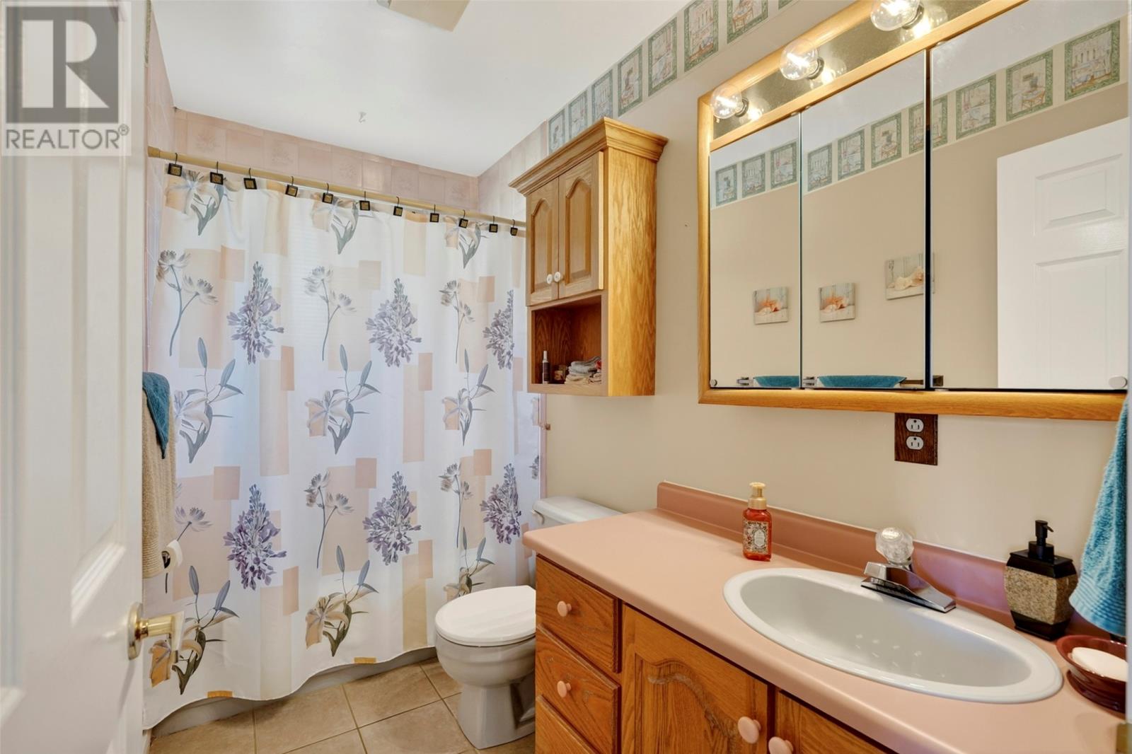 2-4 Meadow Avenue - 27