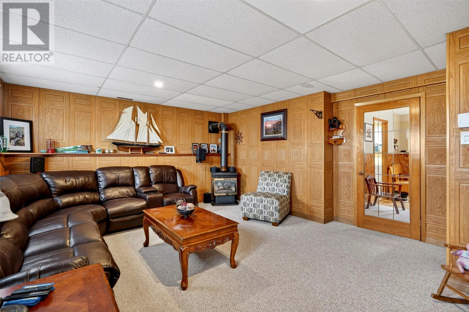 2-4 Meadow Avenue - 37