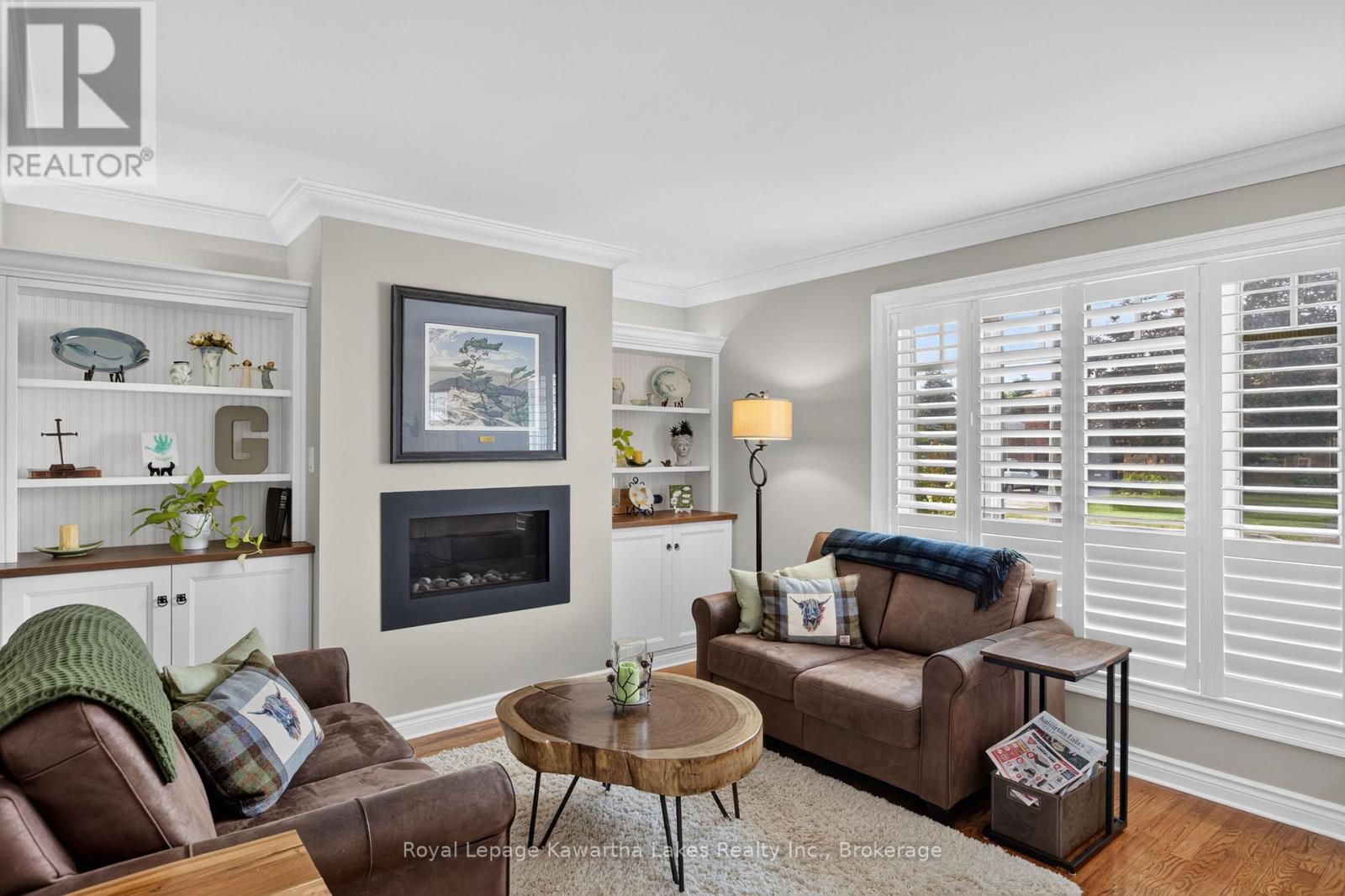 18 MADILL CRESCENT - 11