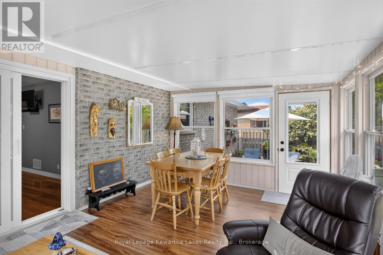 18 MADILL CRESCENT - 17