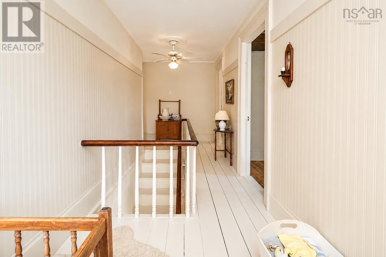 23 Summerville Wharf Road - 25
