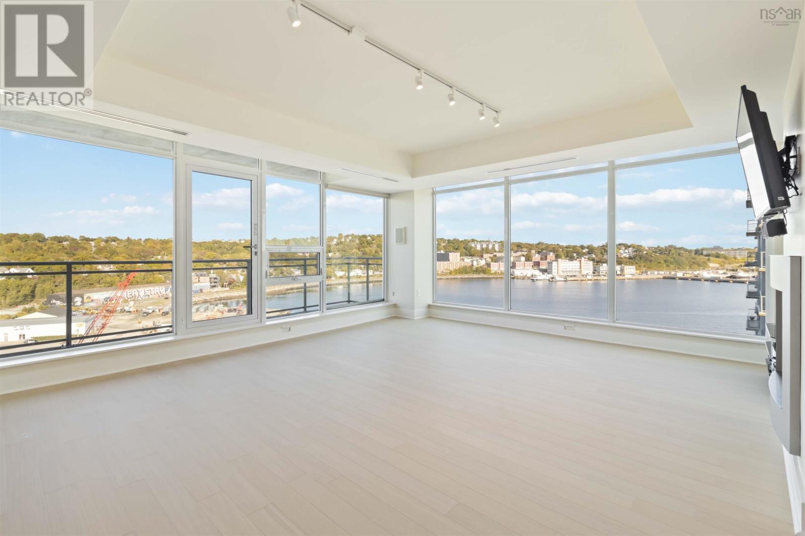 #902 31 Kings Wharf Place, The Keelson at Kings Wharf - 7