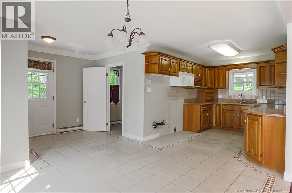 531 Back Road - Image 18