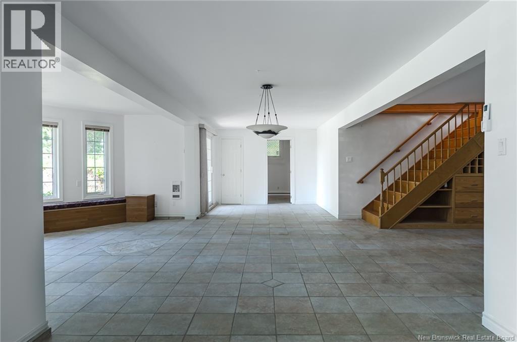 531 Back Road - Image 32