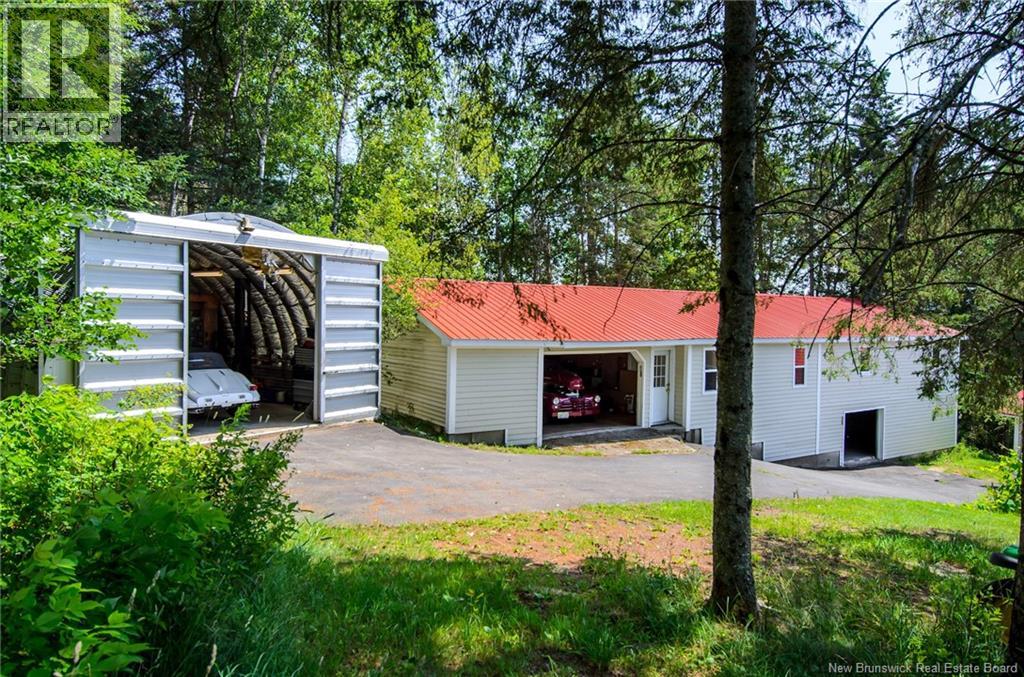 531 Back Road - Image 5