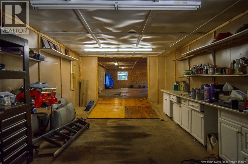 531 Back Road - Image 7