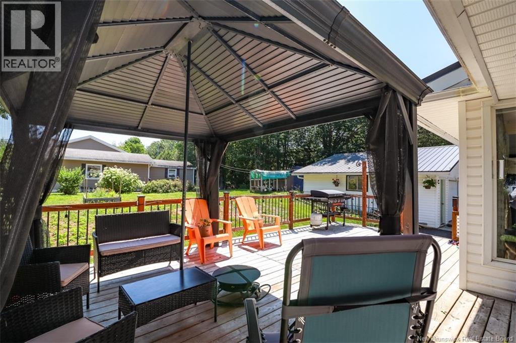 84 VILLA Drive - Image 11