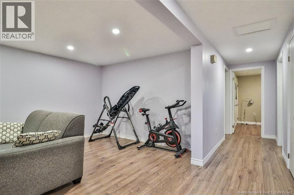 84 VILLA Drive - Image 23