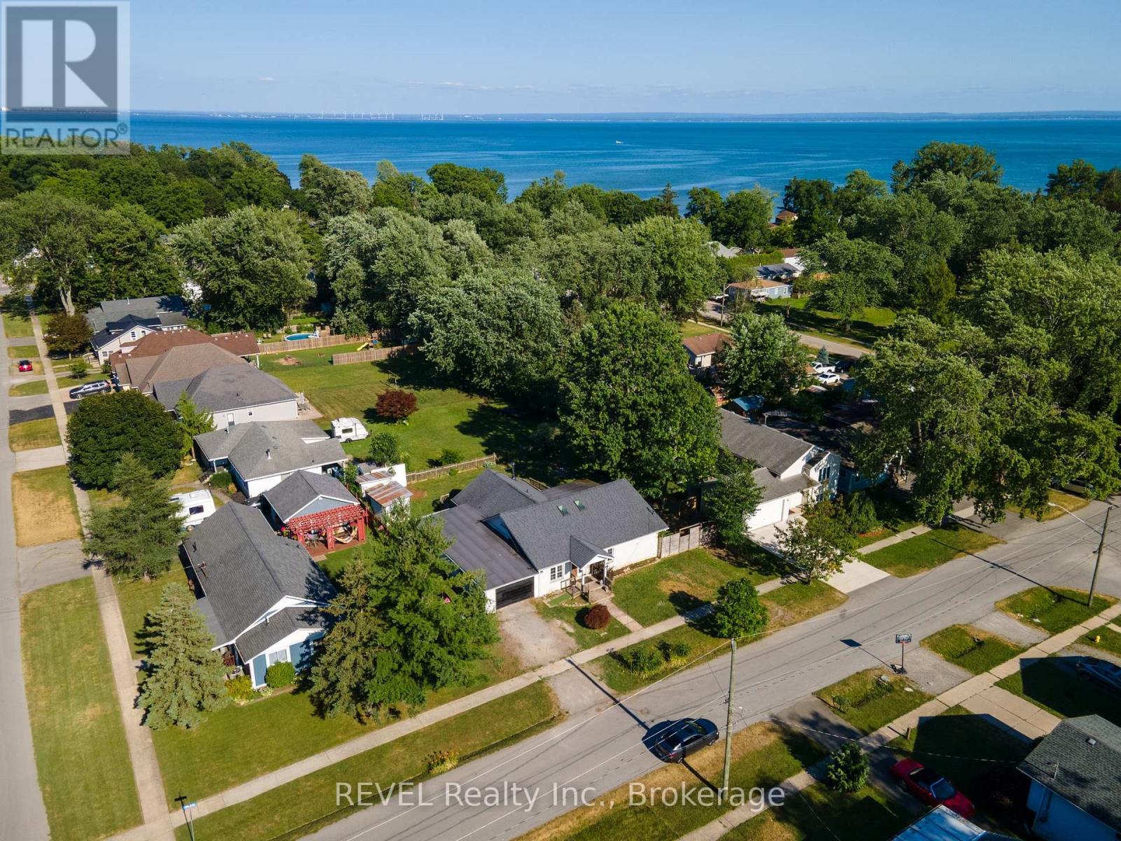 342 HELEN STREET - 1