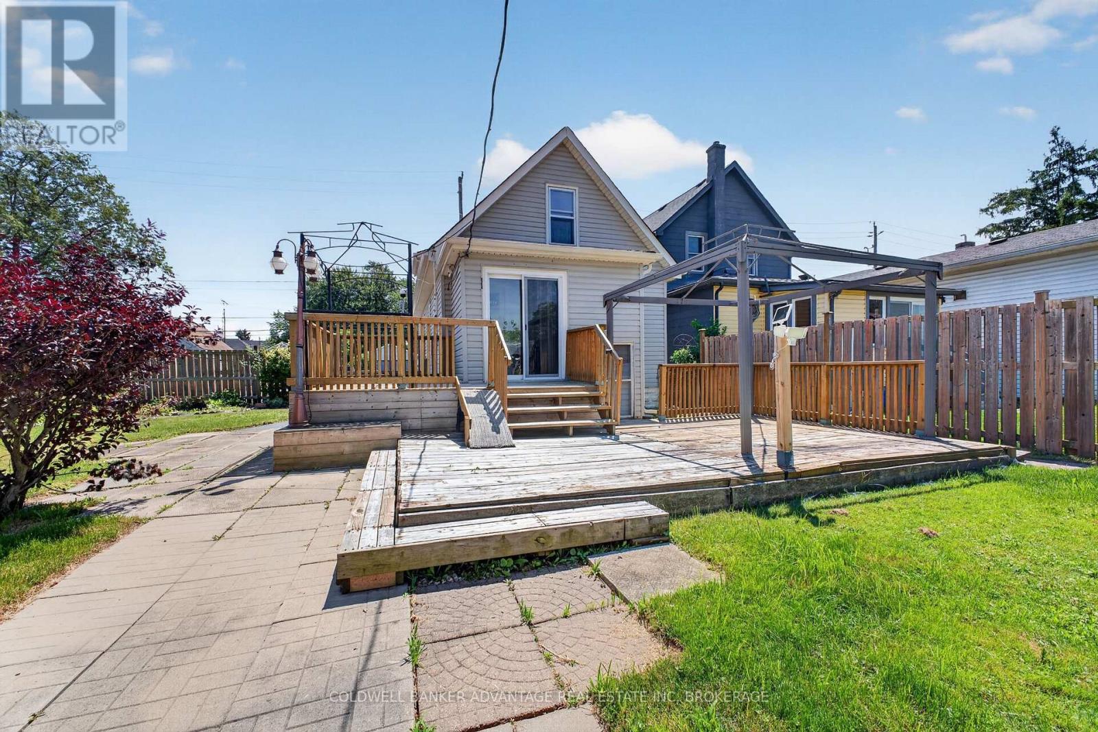 229 BROADWAY AVENUE - 18