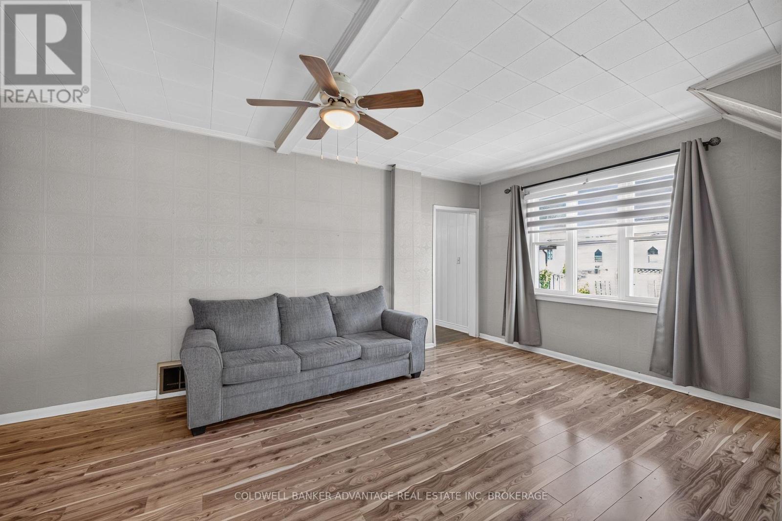 229 BROADWAY AVENUE - 5