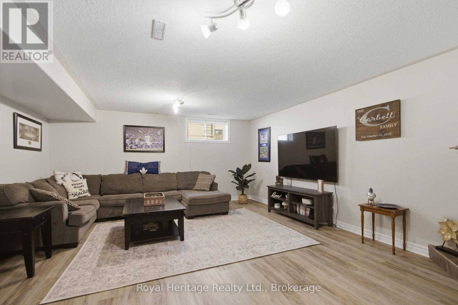 29 FOREST VALLEY DRIVE - Image 18