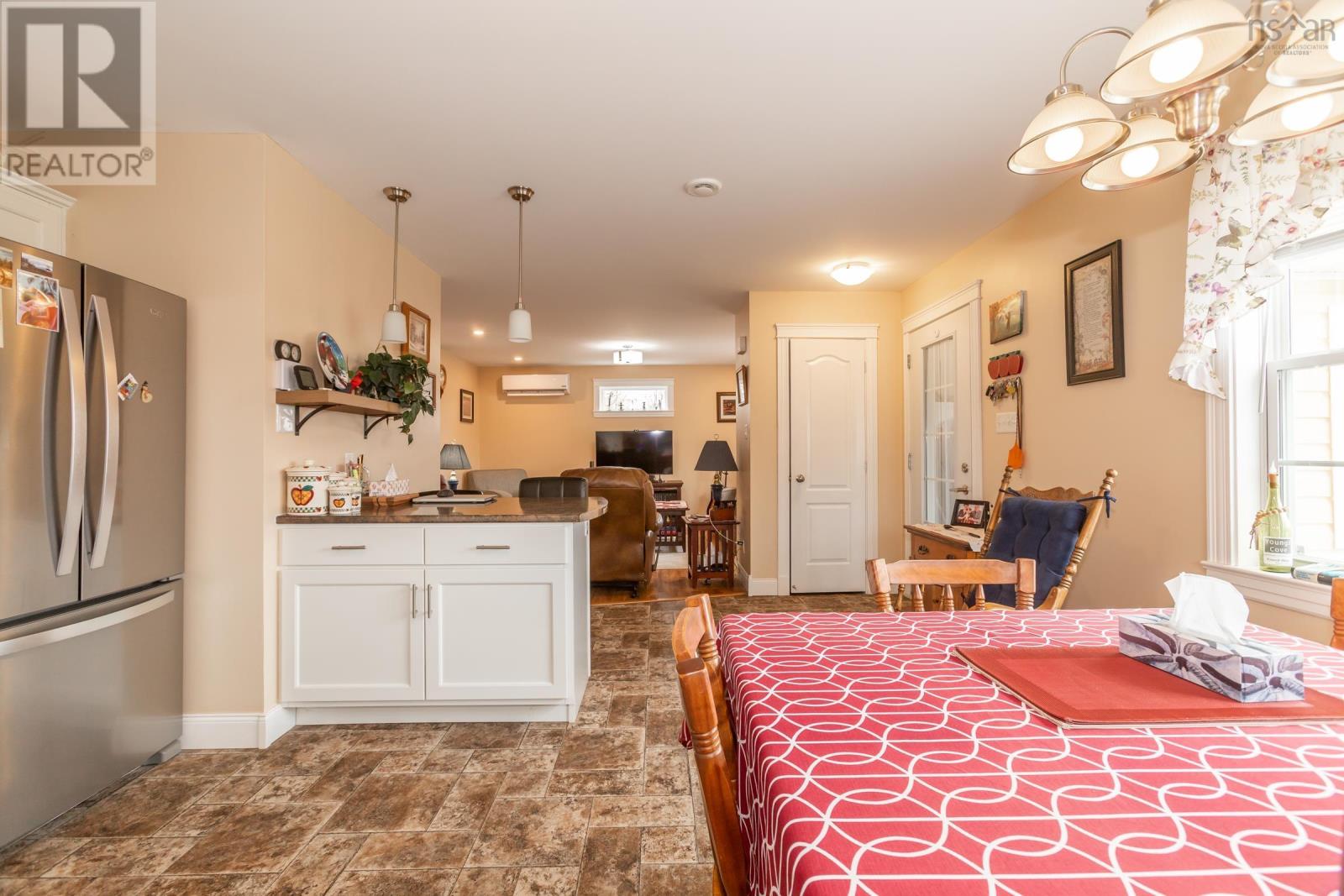 5050 Granville Road - 17