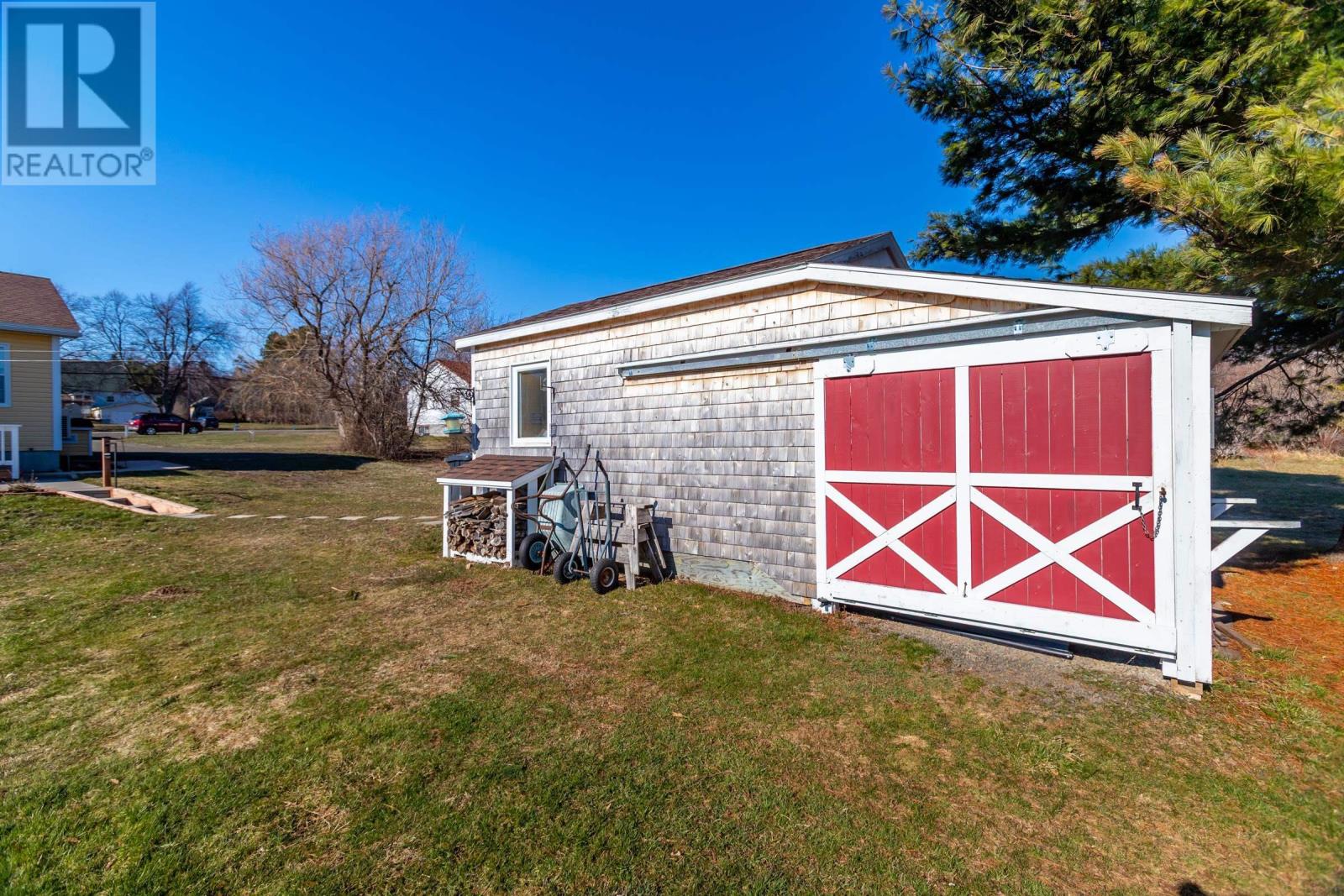 5050 Granville Road - 33
