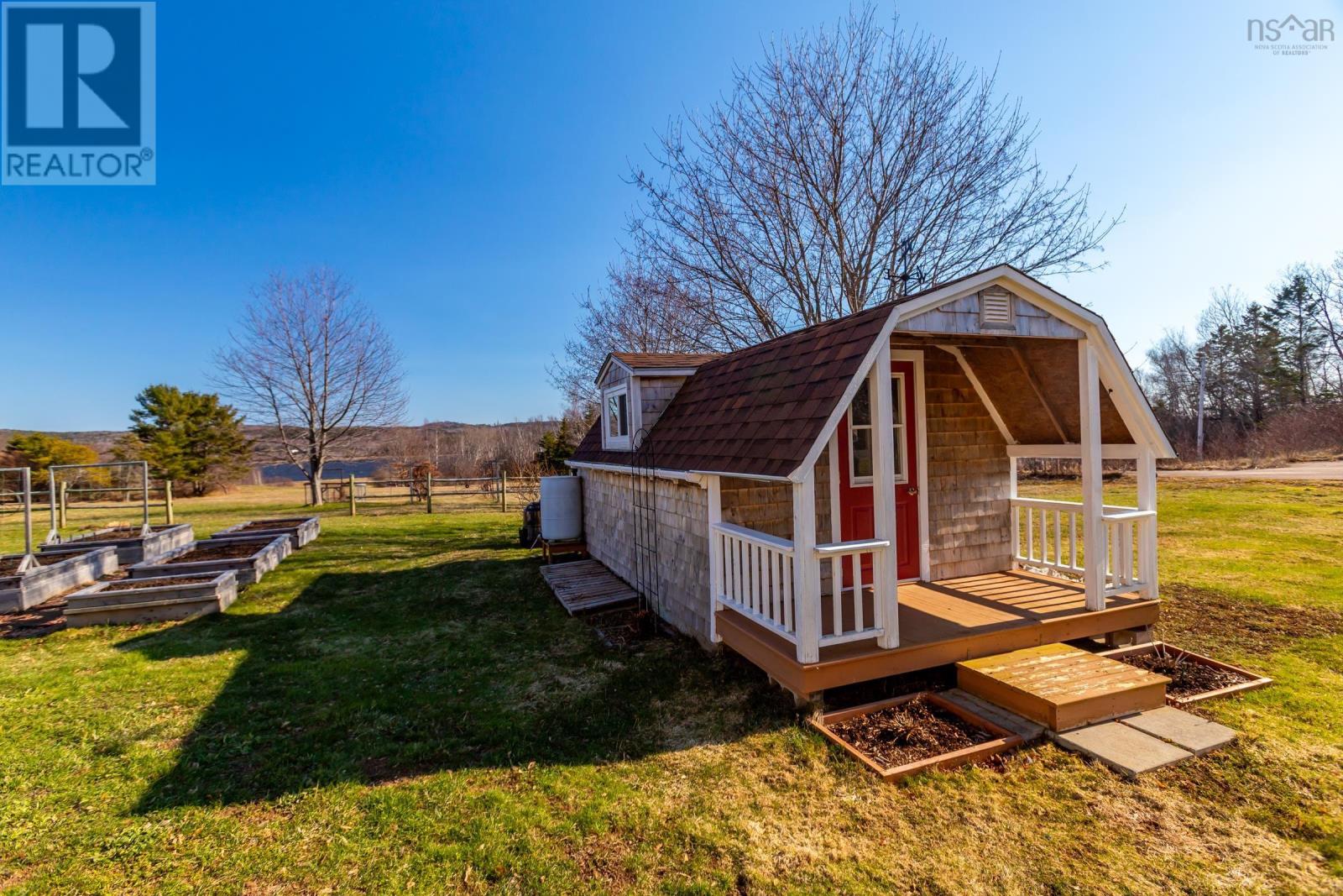 5050 Granville Road - 38