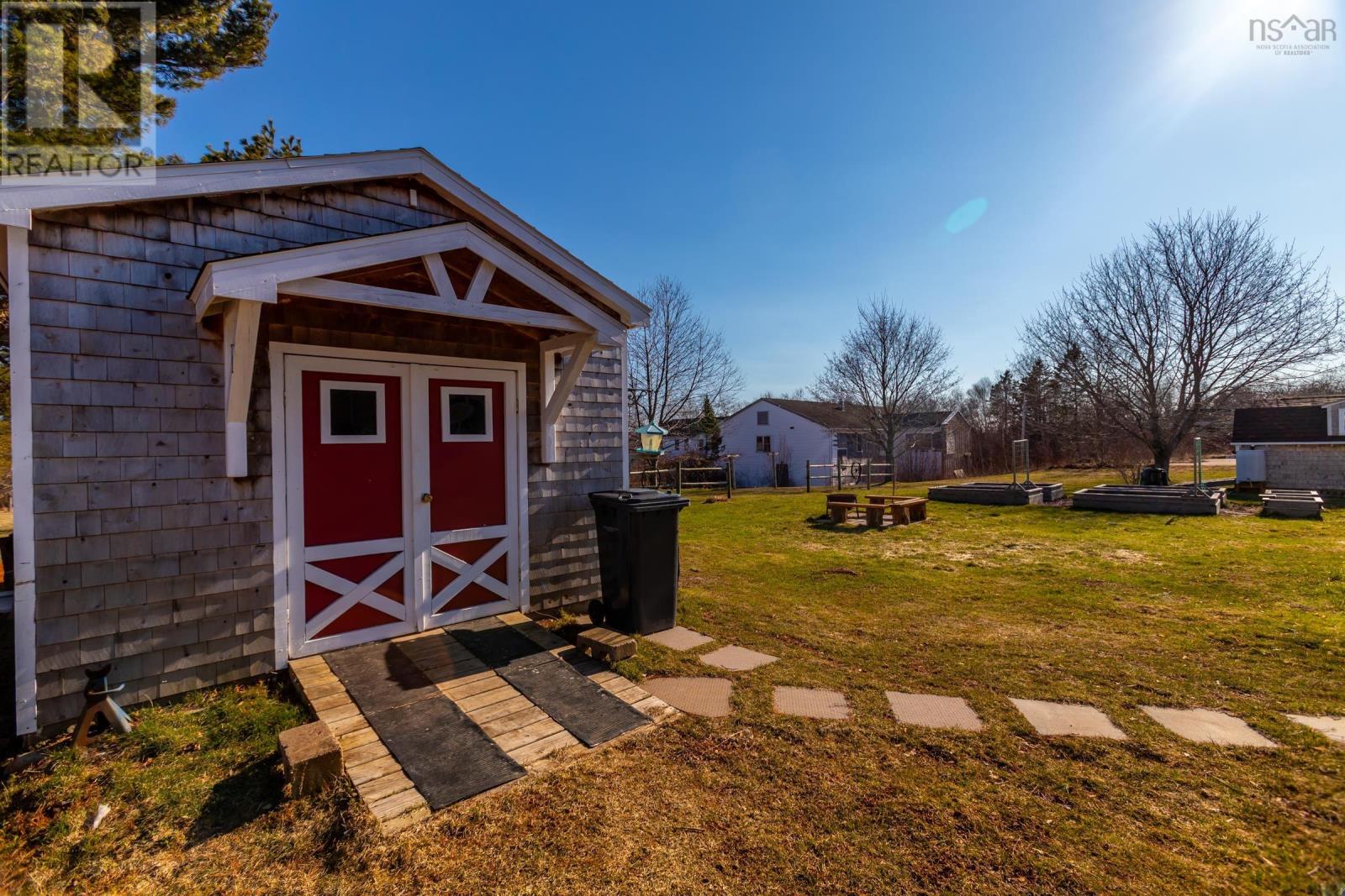 5050 Granville Road - 42