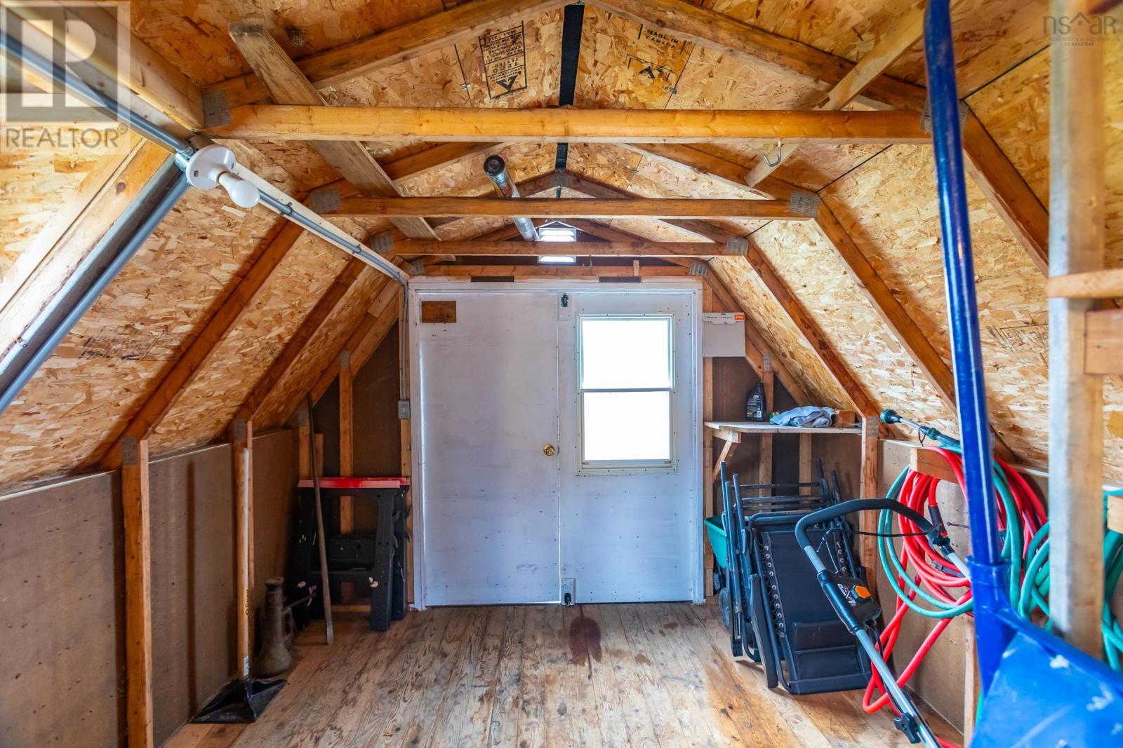 5050 Granville Road - 40