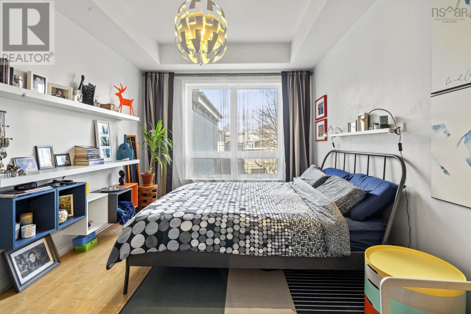 #201 5839 Cunard Street - 25
