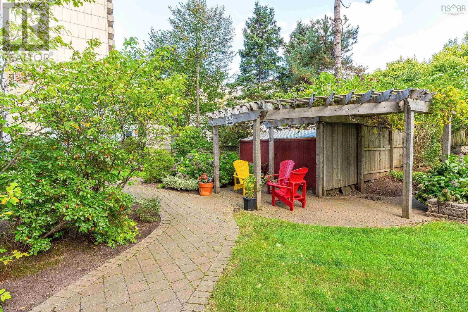#201 5839 Cunard Street - 43