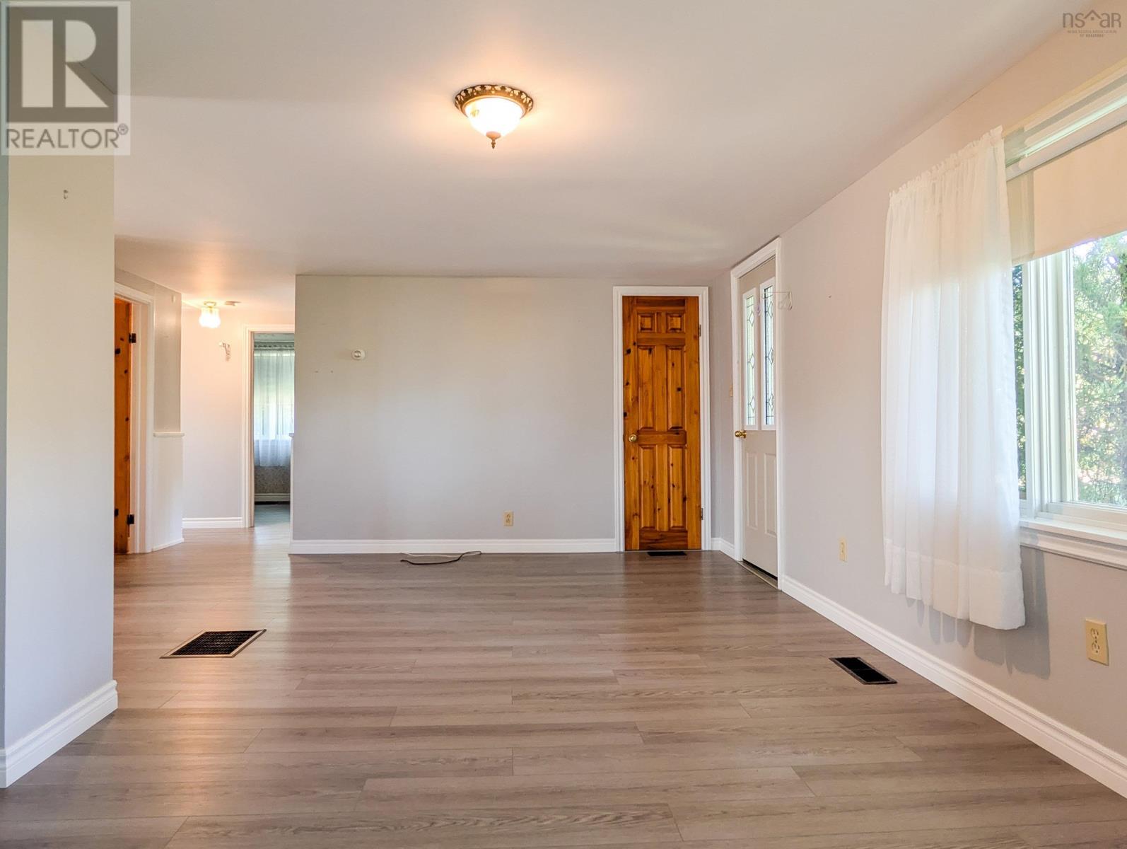 1878 Granville Road - 24