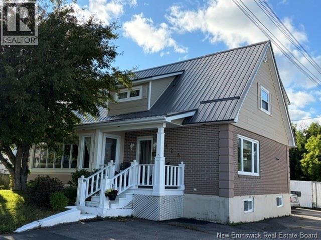 424 Golf Street - Image 3