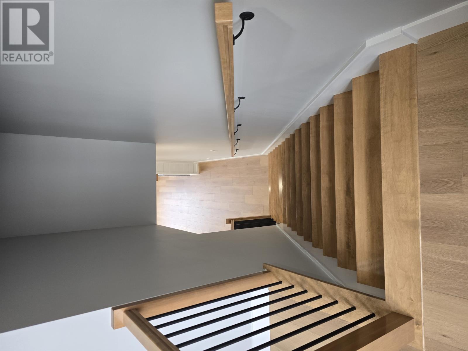 51 BROOKLYN Avenue - Image 28