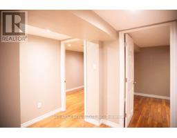 126 Longford Drive, Newmarket, ON L3Y2Y5 Photo 22