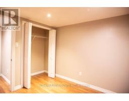 126 Longford Drive, Newmarket, ON L3Y2Y5 Photo 23