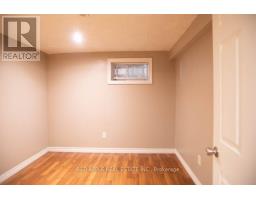 126 Longford Drive, Newmarket, ON L3Y2Y5 Photo 25