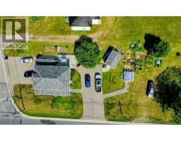 3pc Ensuite bath - 15 Rue Du Portage, Caraquet, NB E1W1B2 Photo 17