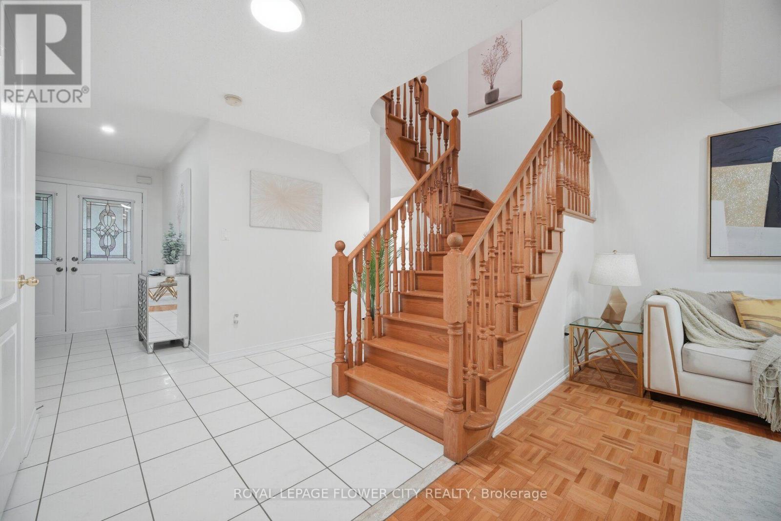 25 SKYLAR CIRCLE - Image 19