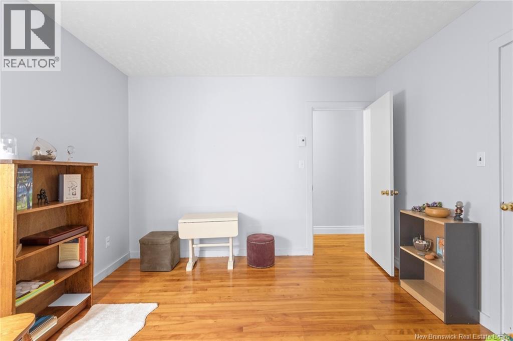 141 St John Street - 25